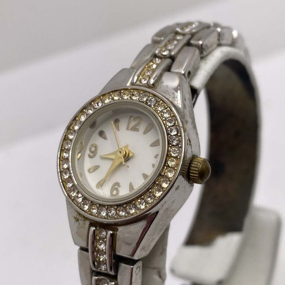 Vintage Womens Silver Tone Quartz Fashion Watch Works New Battery